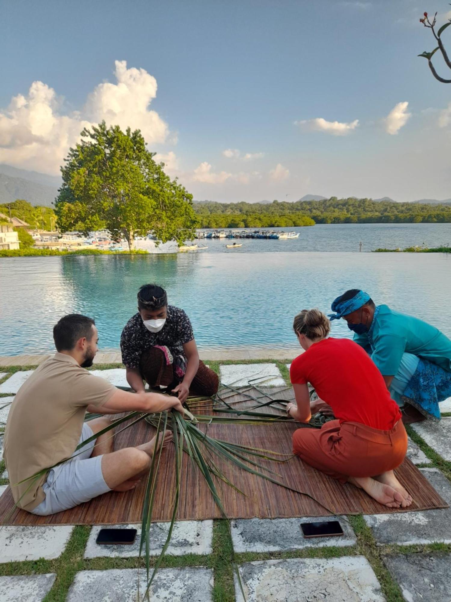 Naya Gawana Resort & Spa Banyuwedang Exterior photo